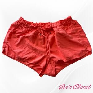 Old Navy Women's Activewear Shorts Size SP Elastic And Drawstring Closure. Neon